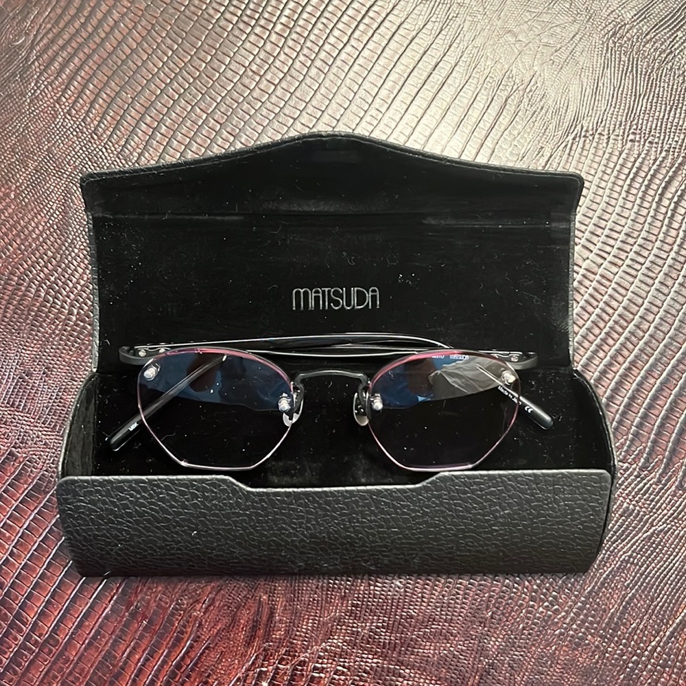 Matsuda sunglasses M3117